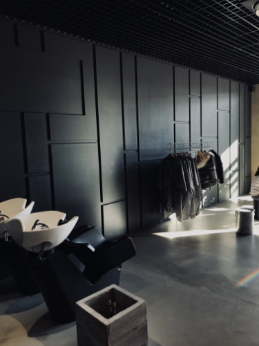 Vue intérieure du barbershop Men SPACE